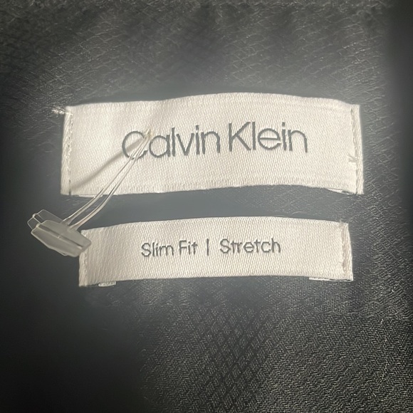 New with tags Calvin Klein black button down shirt large - Picture 4 of 5